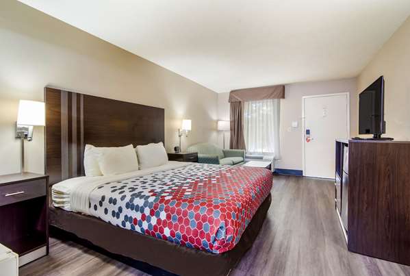  - Econo Lodge Garner