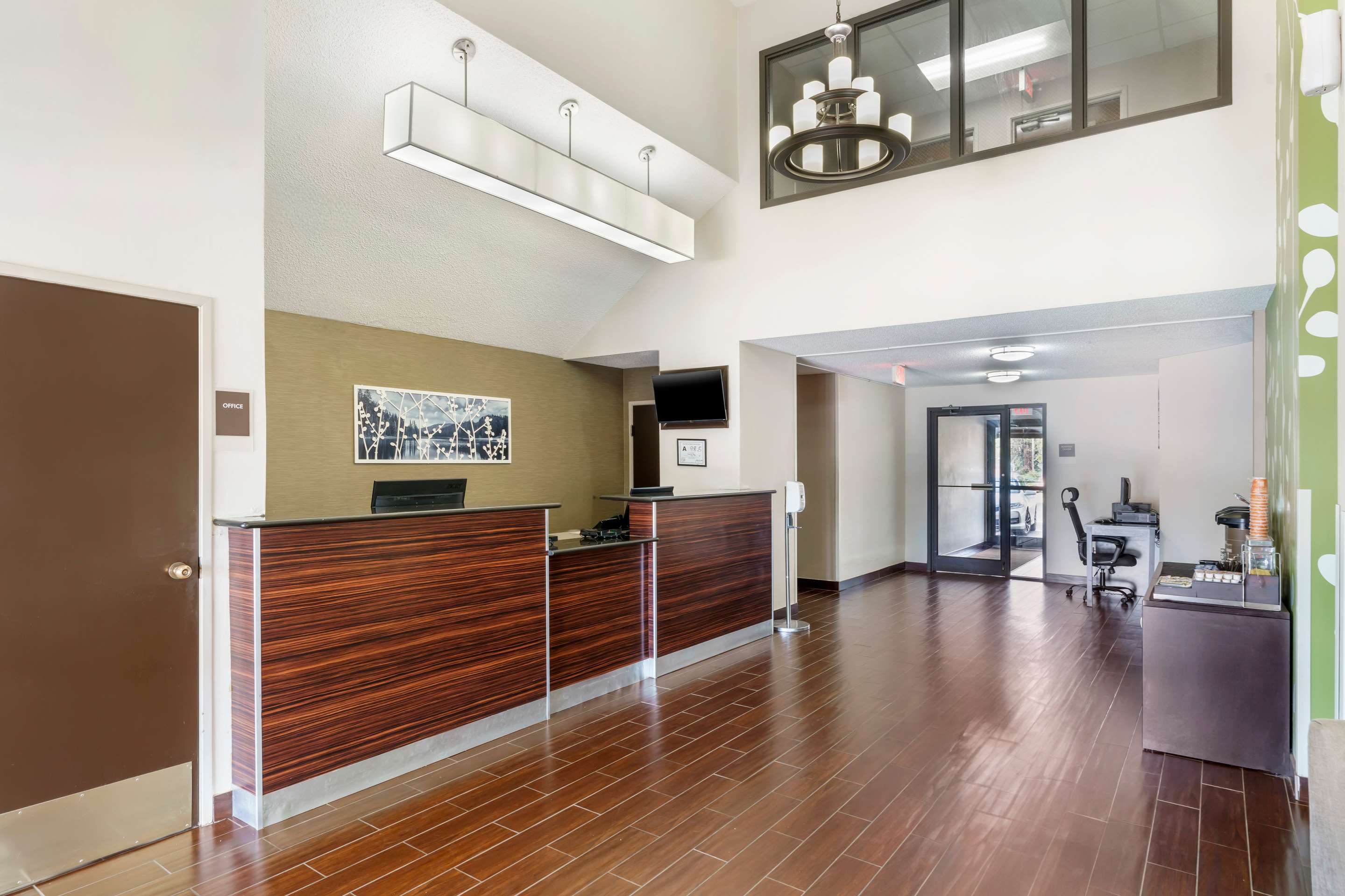 Spacious lobby | Sleep Inn