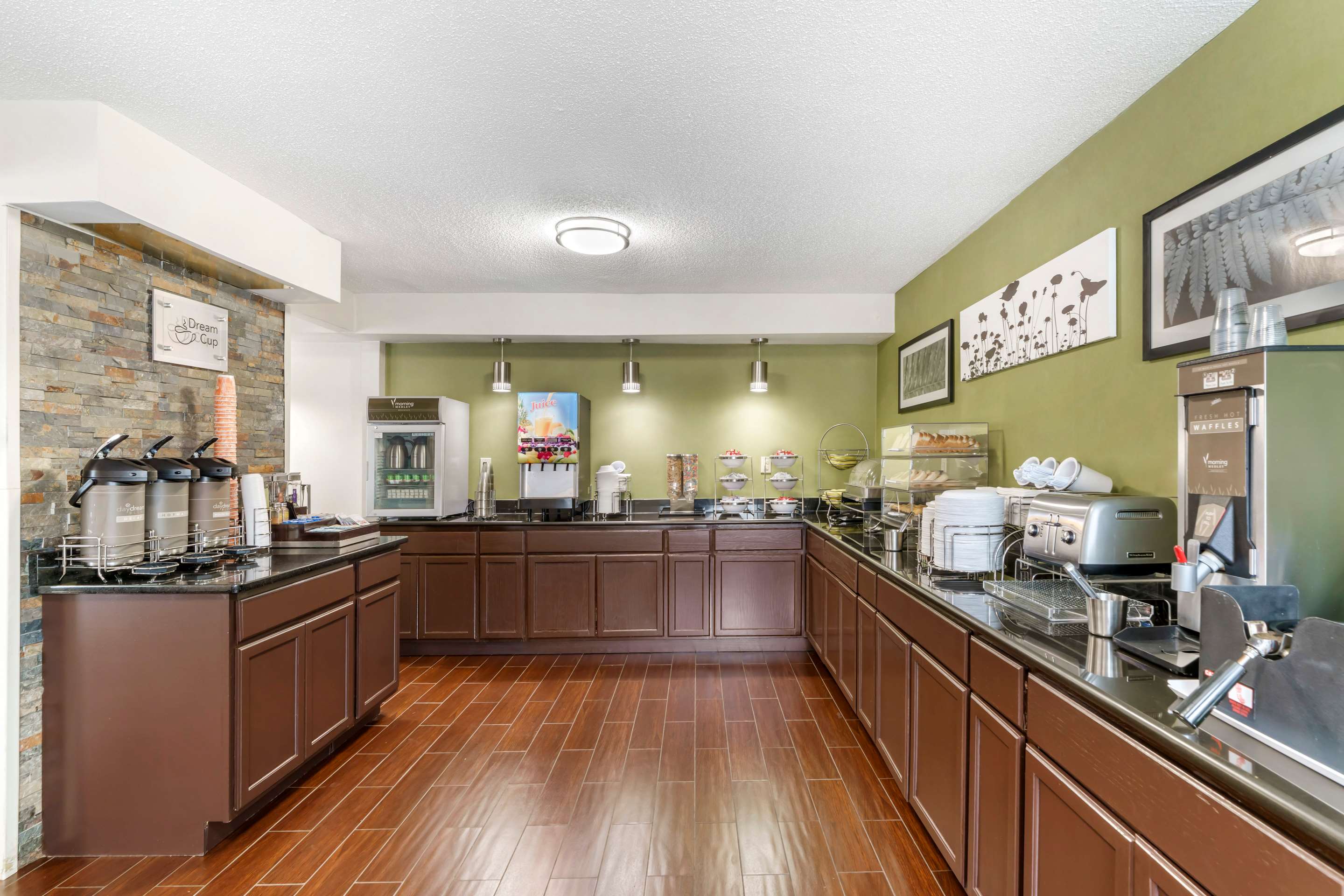 Breakfast counter | Sleep Inn