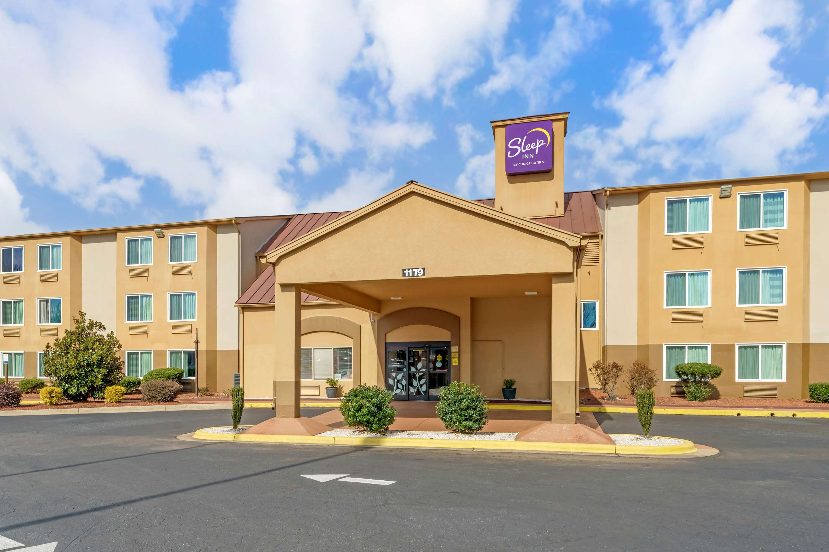 Hotel exterior | Sleep Inn
