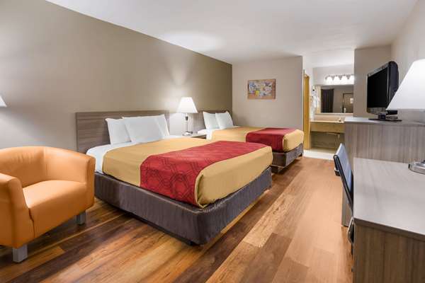  - Econo Lodge Hendersonville - I-26, Exit 49