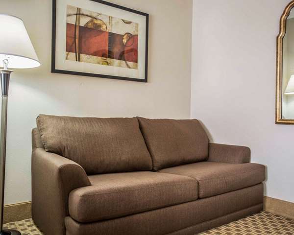  - Comfort Suites Lumberton - I-95, Exit 22