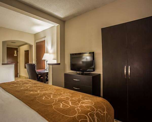  - Comfort Suites Lumberton - I-95, Exit 22