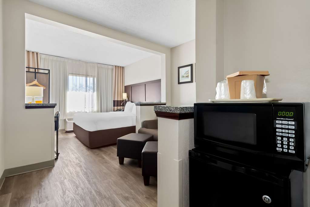 COMFORT SUITES LUMBERTON NORTH-guestroom-Guest Room,Suite,On-Site.jpg