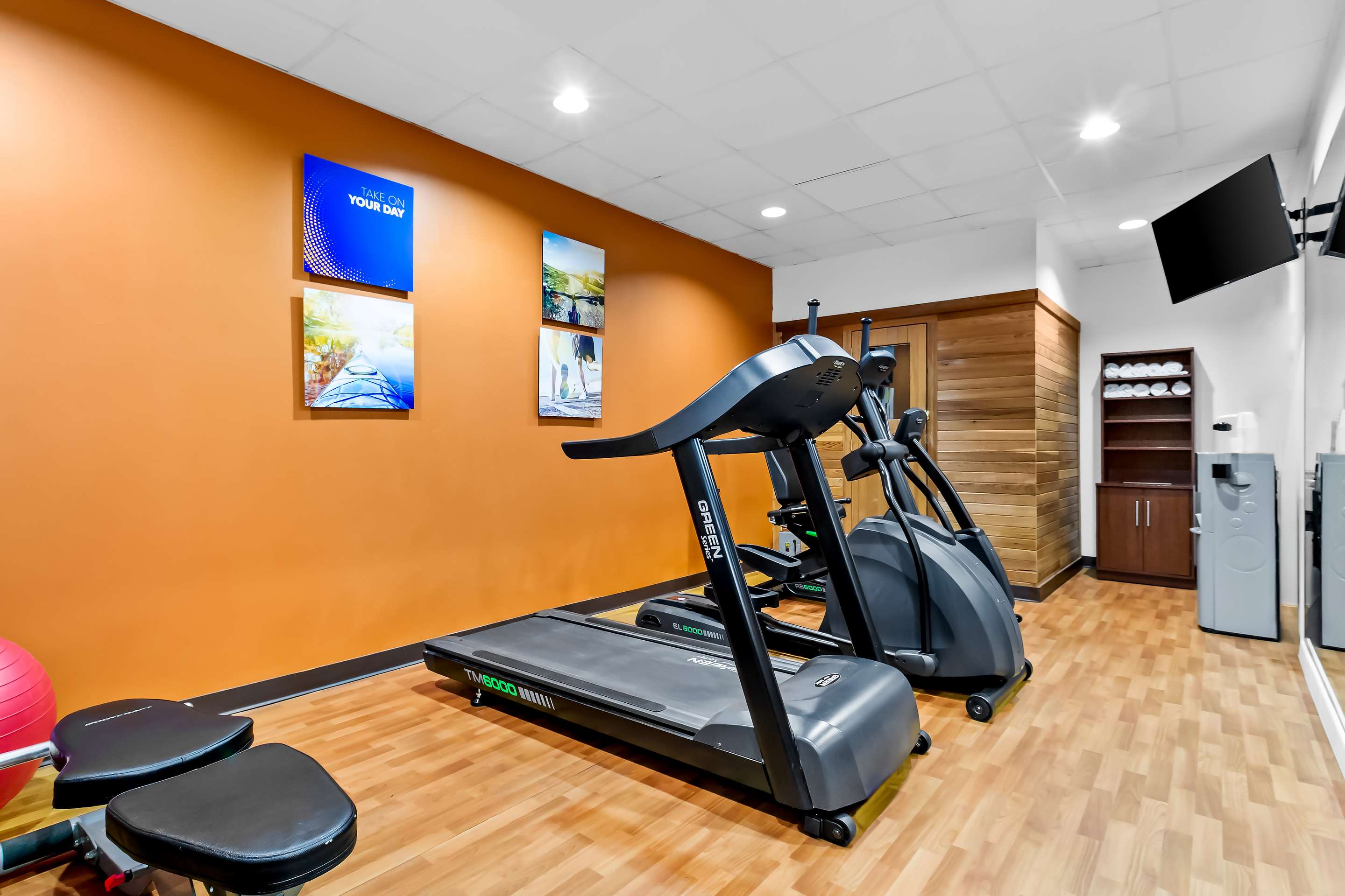 Fitness center | Comfort Suites Lumberton