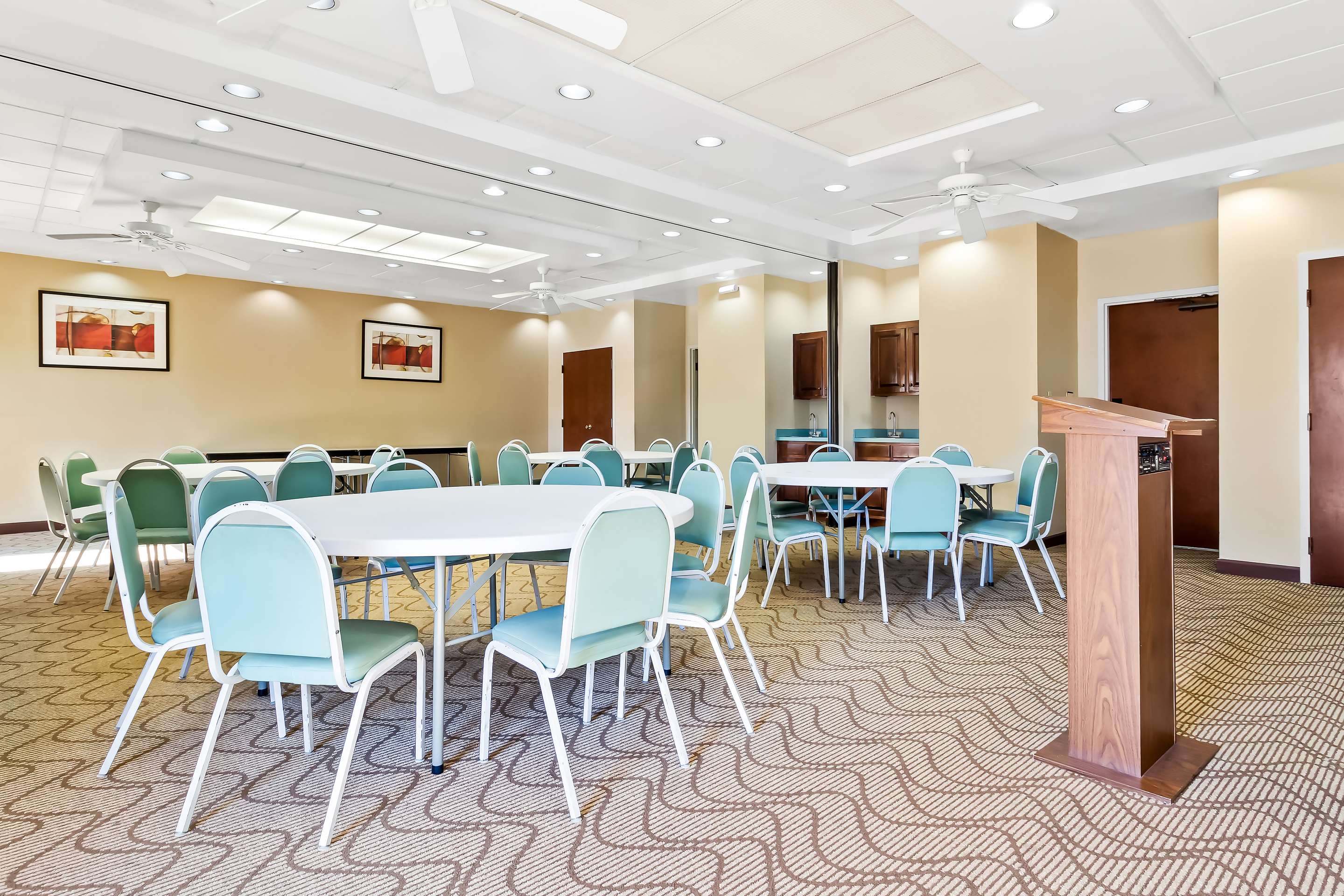 Event space | Comfort Suites Lumberton