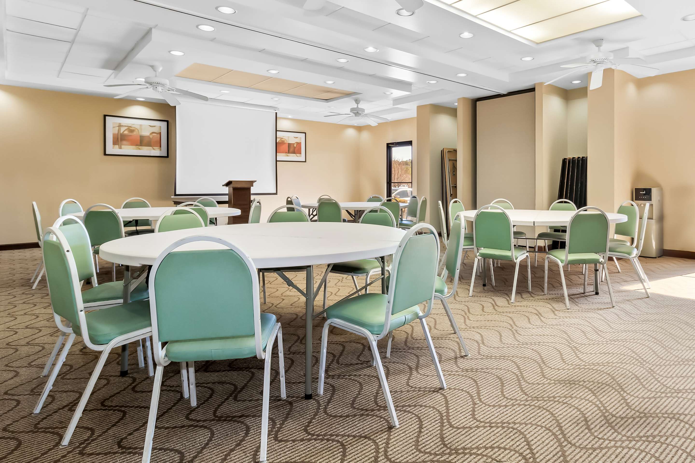 Event space | Comfort Suites Lumberton
