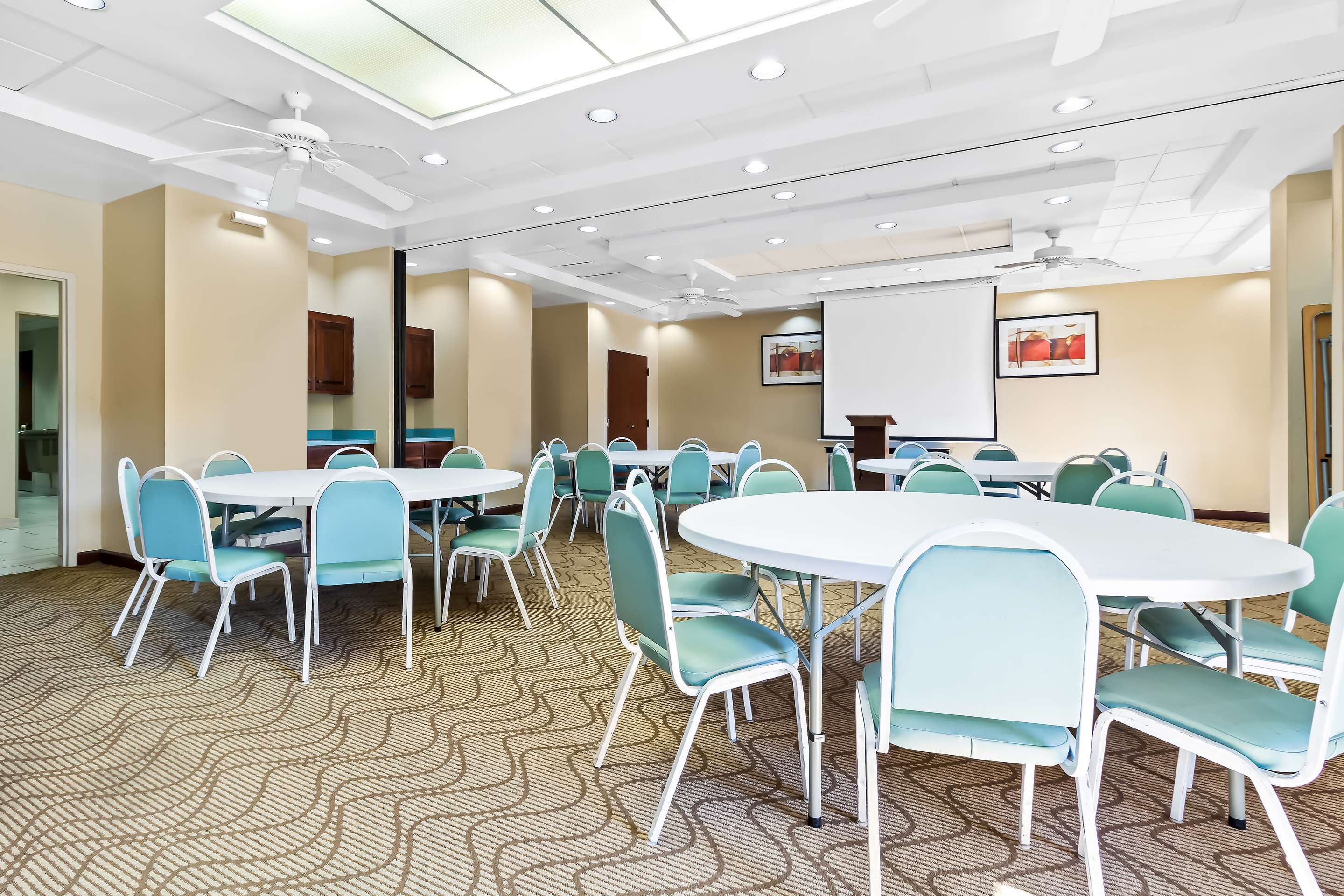 Event space | Comfort Suites Lumberton