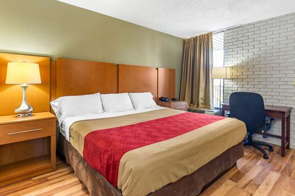  - Econo Lodge Creedmoor