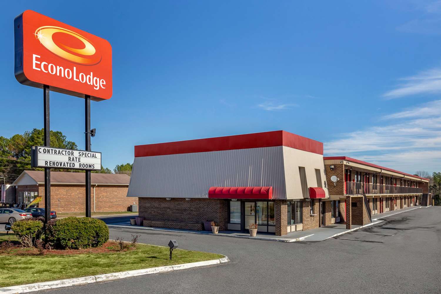 Econo Lodge Creedmoor, NC See Discounts