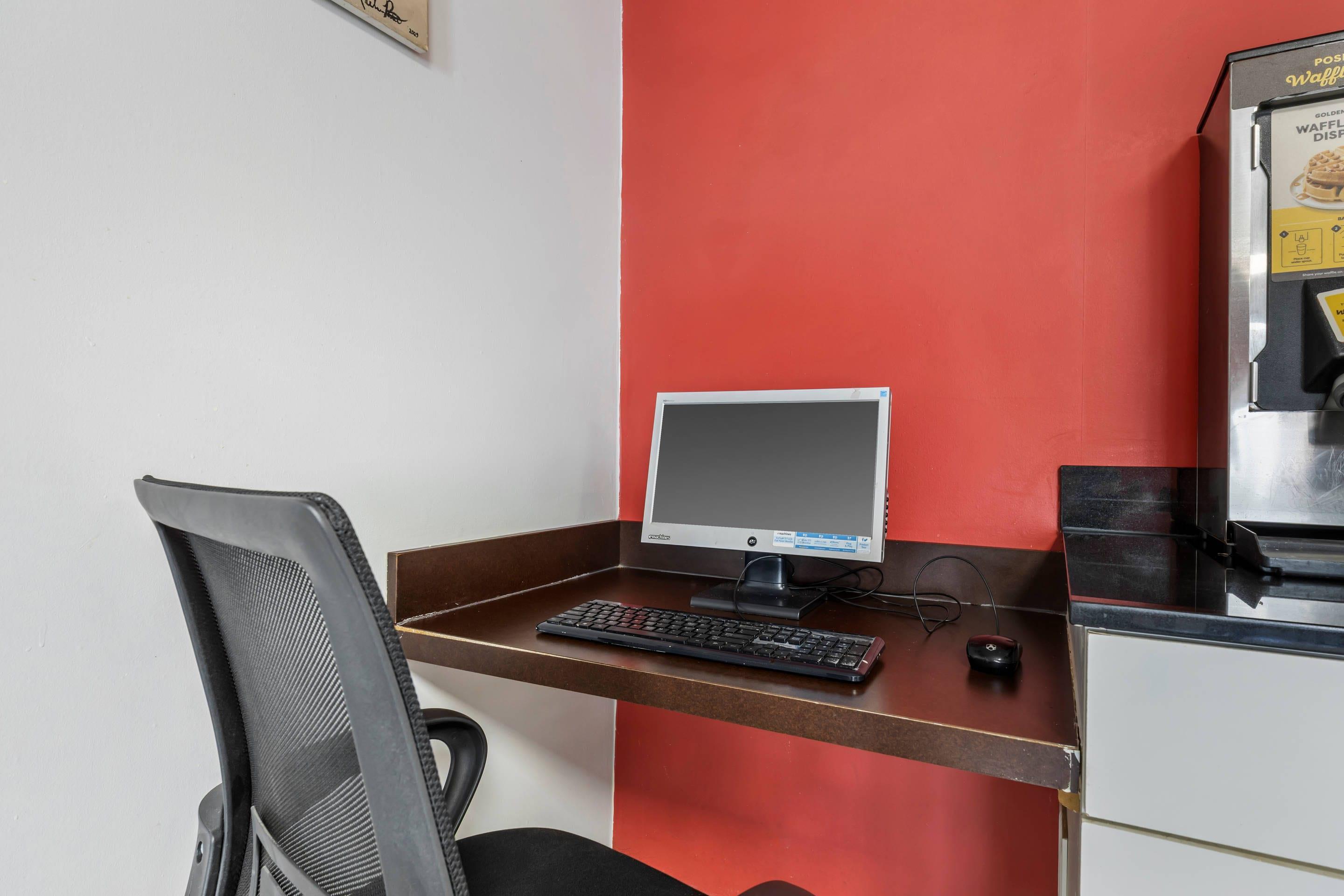 Business center | Econo Lodge Research Triangle Park