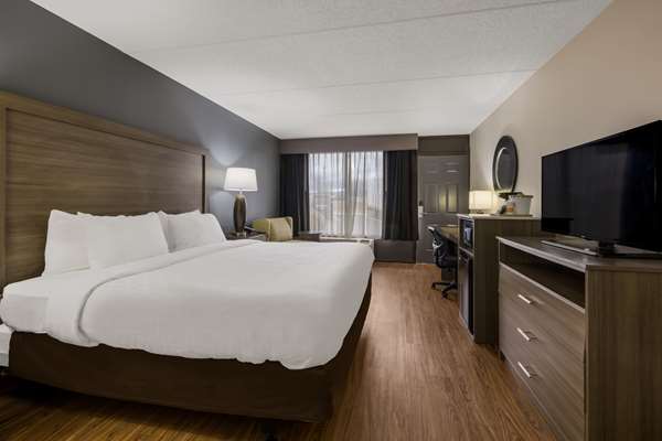  - Quality Inn Asheville Airport Fletcher - I-26, Exit 40