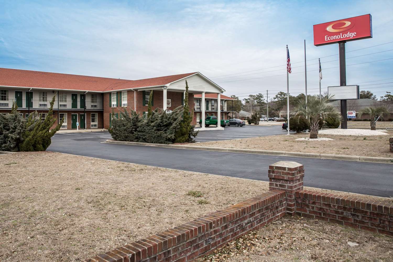 Econo Lodge Crystal Coast Morehead City, NC See Discounts