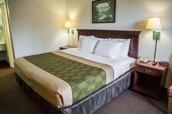  - Econo Lodge Crystal Coast Morehead City