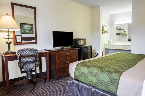  - Econo Lodge Crystal Coast Morehead City