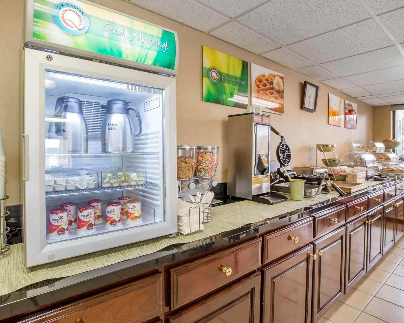 Breakfast counter | Quality Inn Reidsville Hwy 29