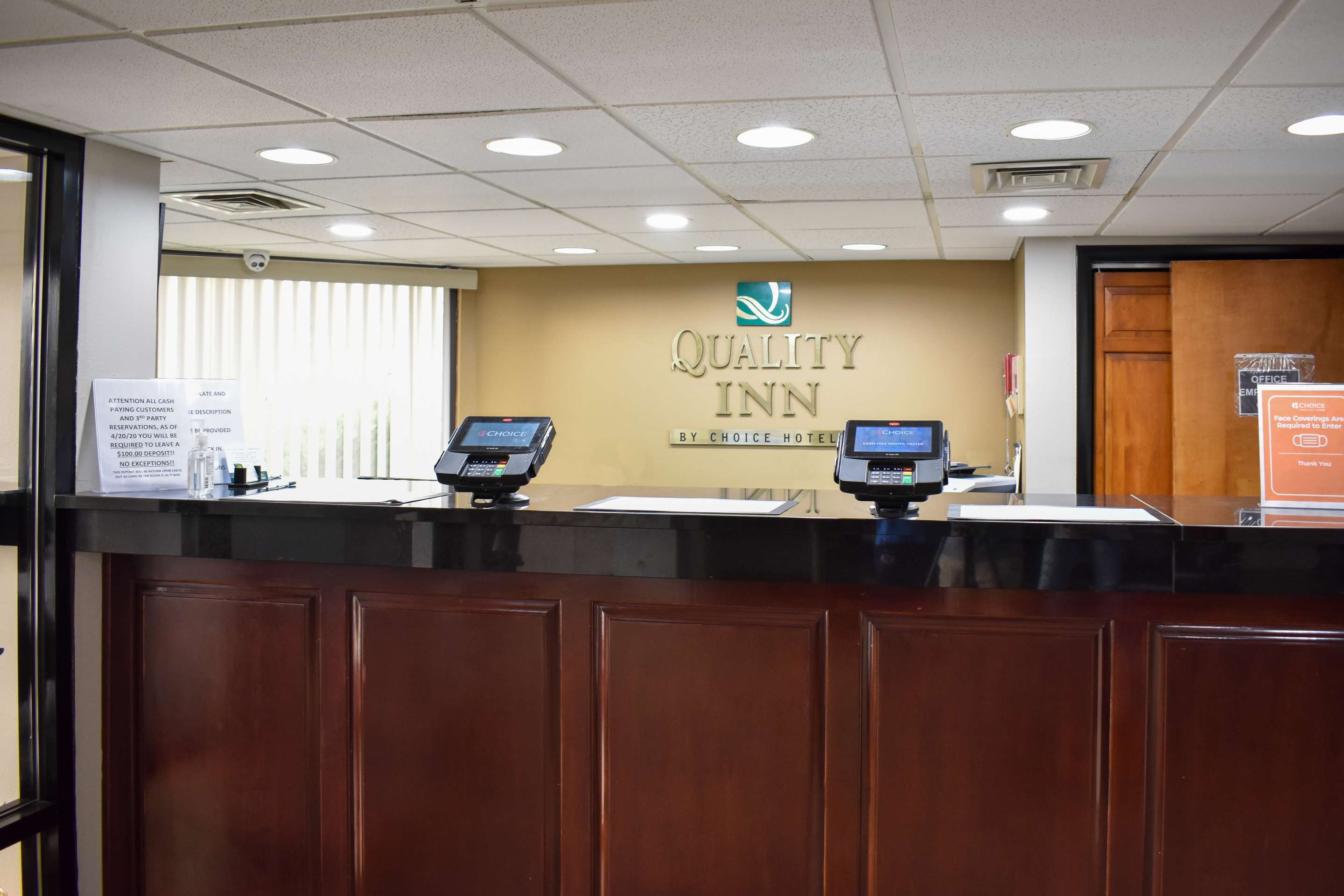 Front desk | Quality Inn Reidsville Hwy 29