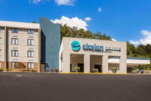 Exterior view - Clarion Pointe Hotel near Cherokee Area Sylva