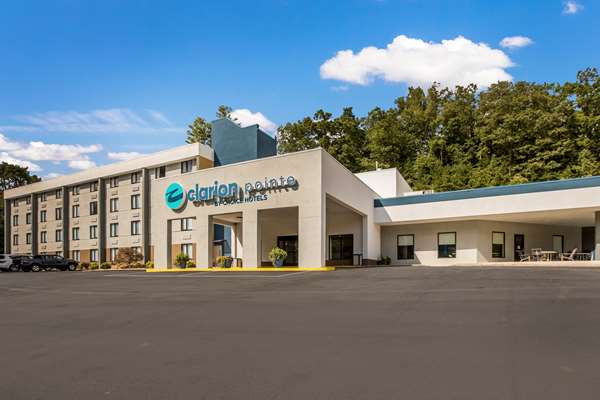 Exterior view - Clarion Pointe Hotel near Cherokee Area Sylva