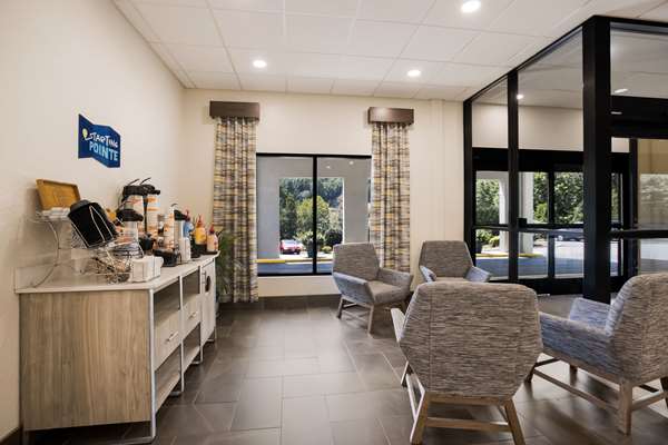 Amenities - Clarion Pointe Hotel near Cherokee Area Sylva