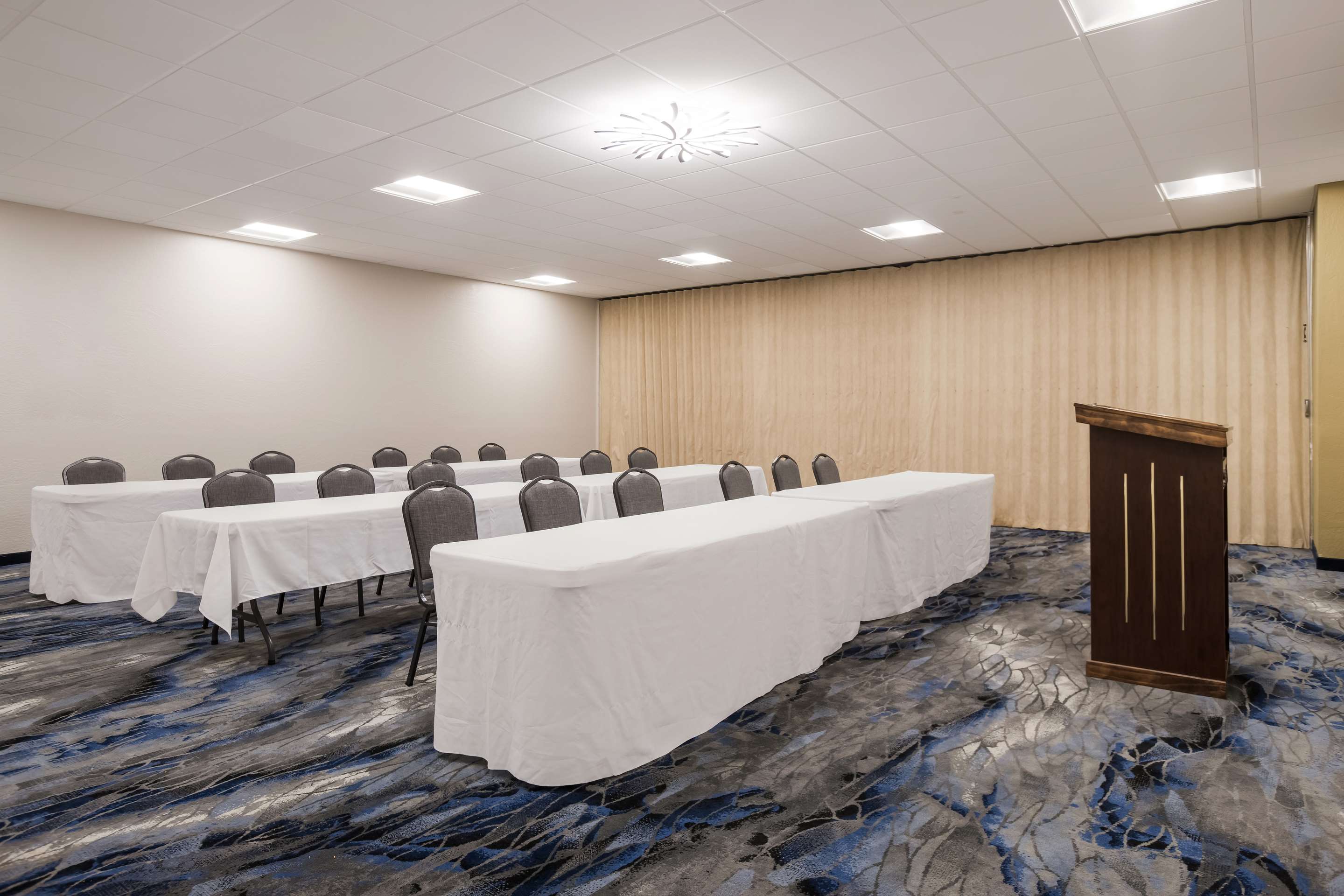 Meeting room | Clarion Pointe Sylva near Cherokee Area