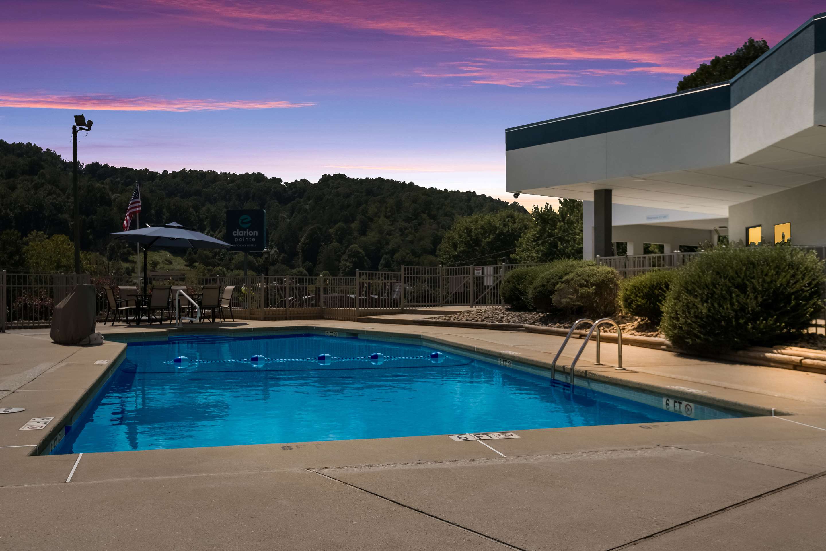 Outdoor pool | Clarion Pointe Sylva near Cherokee Area