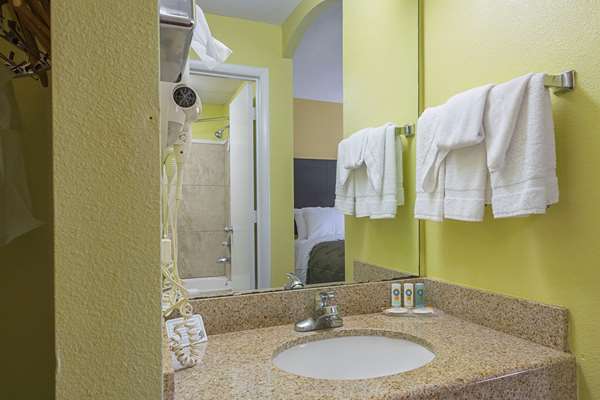  - Quality Inn Washington
