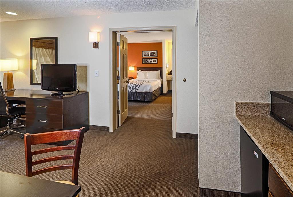 SLEEP INN AND SUITES SPRING LAKE --guestroom-Guest Room,Suite,On-Site.jpg