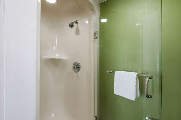  - Sleep Inn Hanes Mall Winston-Salem - I-40, Exit 189