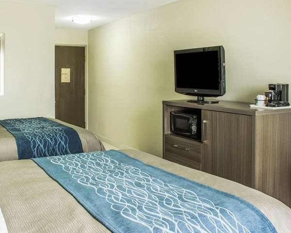  - Comfort Inn Dunn - I-95, Exit 72