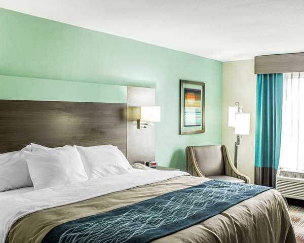  - Comfort Inn Dunn - I-95, Exit 72