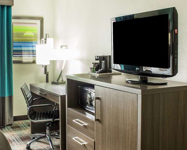  - Comfort Inn Dunn - I-95, Exit 72