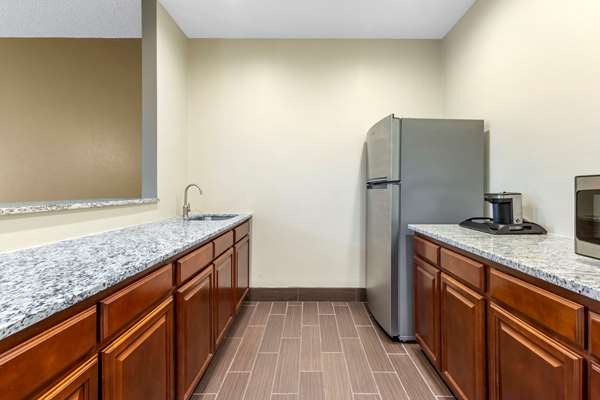 Suite - Comfort Inn Lenoir