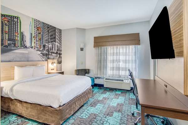  - Clarion Pointe Hotel Wake Forest