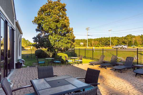 Pool - Clarion Pointe Hotel Wake Forest