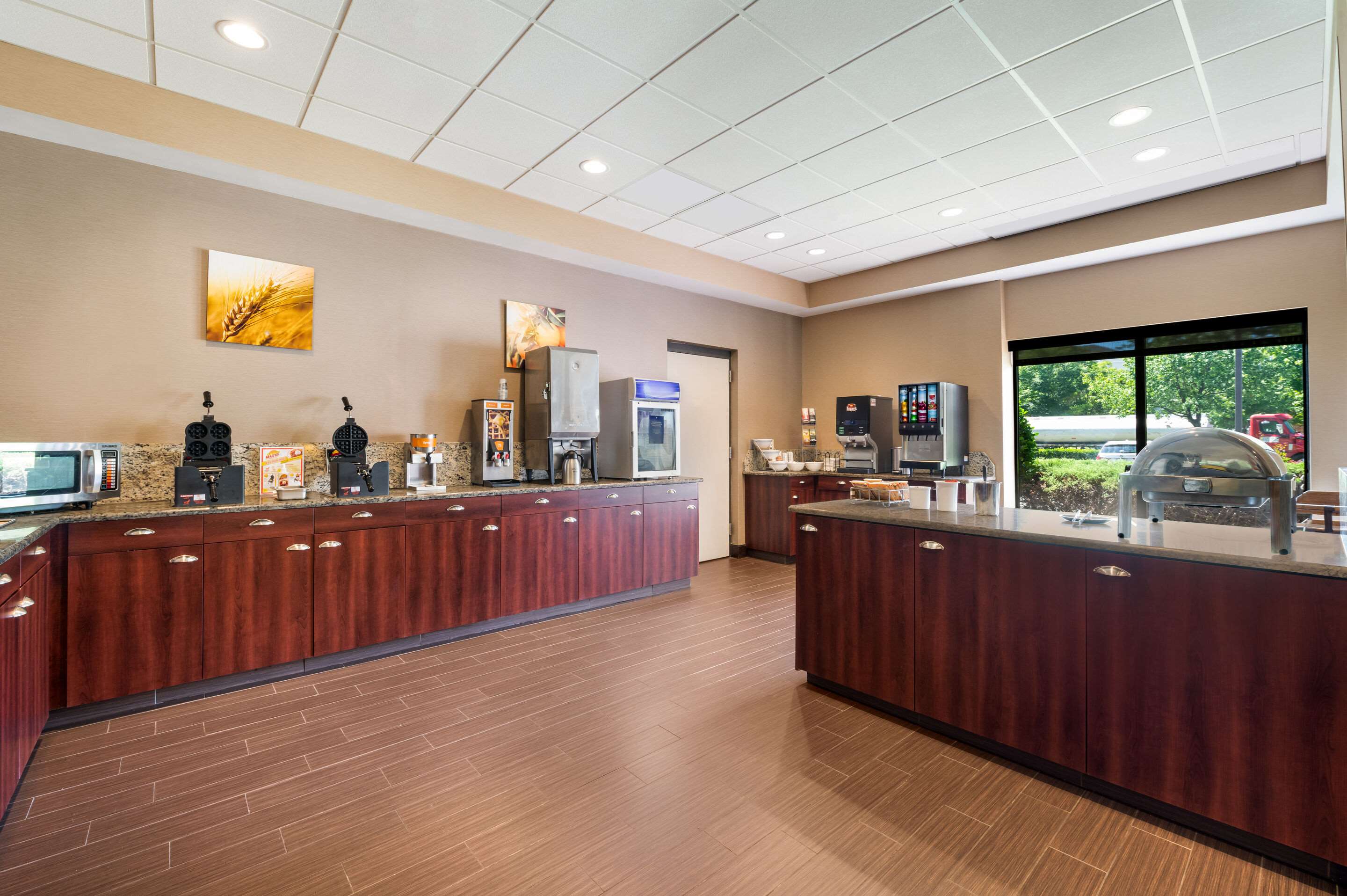 Breakfast area