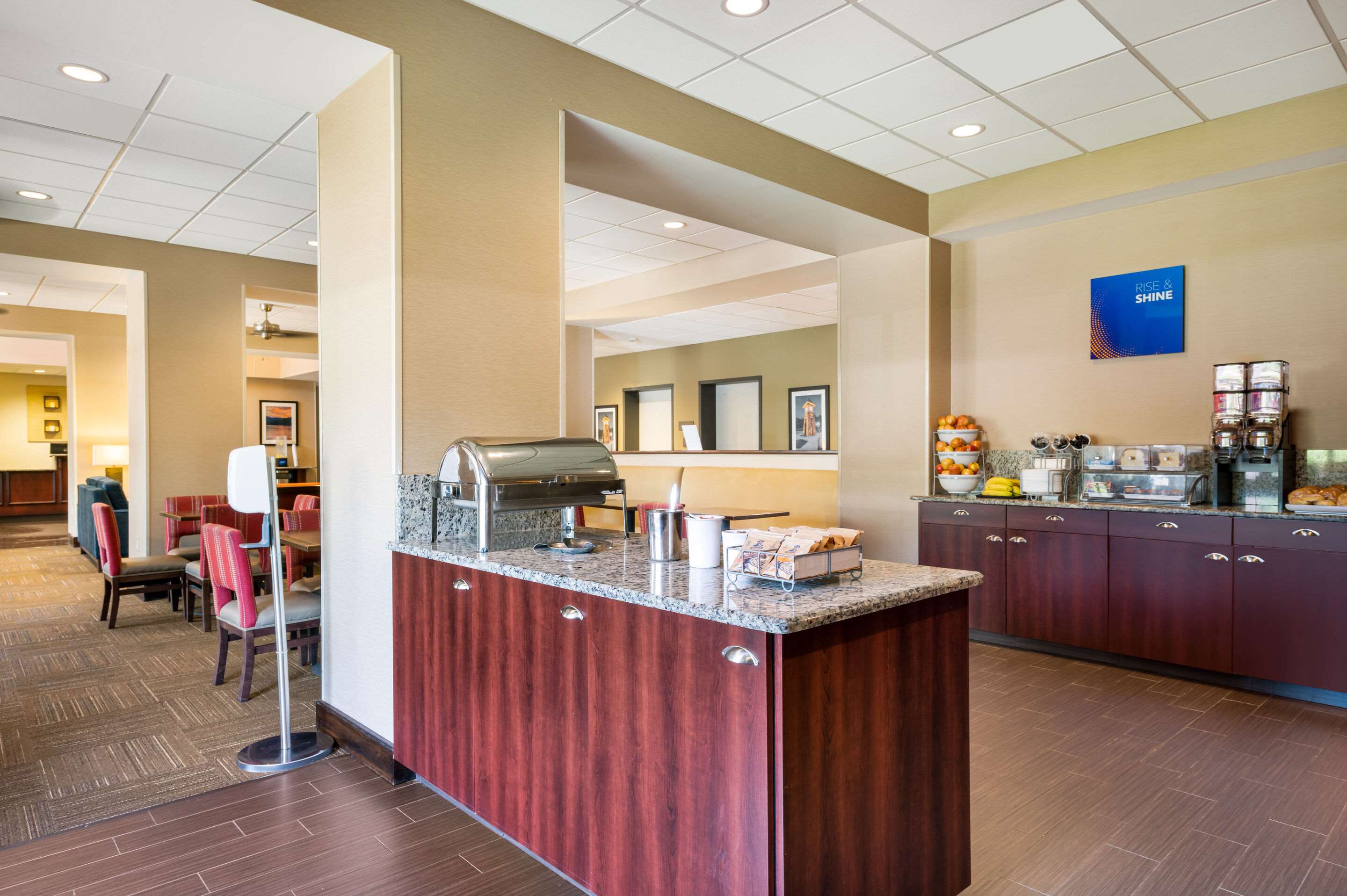 Breakfast area
