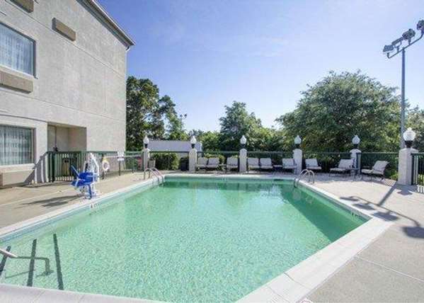 Pool - Sleep Inn Garner - I-40, Exit 312