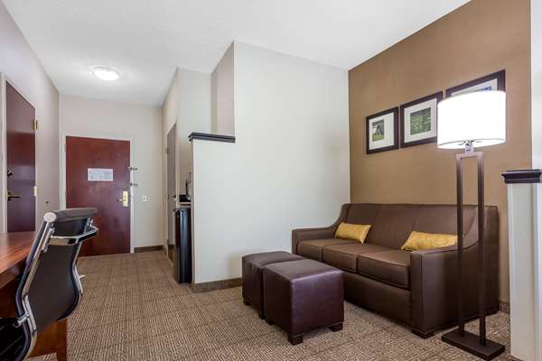  - Comfort Suites Salisbury - I-85, Exit 76