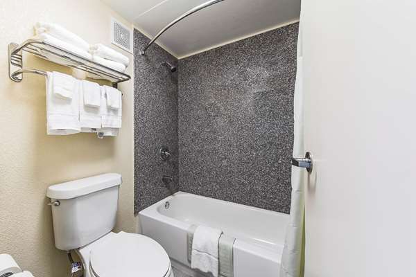  - Quality Inn Forest City