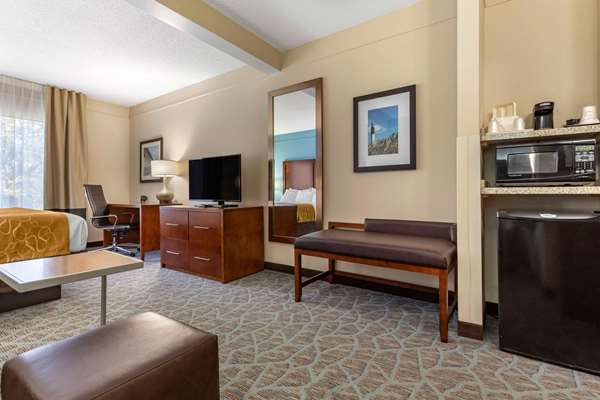 Suite - Comfort Suites Southport