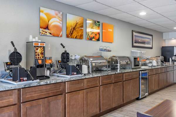 Amenities - Comfort Suites Southport