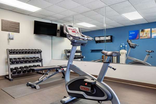Fitness/ Exercise Room - Comfort Suites Southport