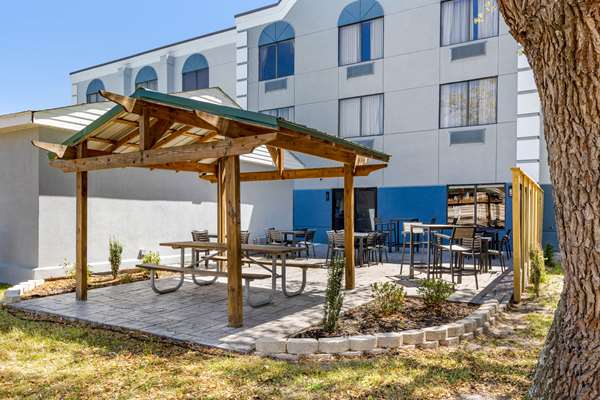  - Comfort Suites Southport