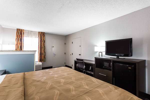  - Quality Inn & Suites Mooresville - I-77, Exit 36