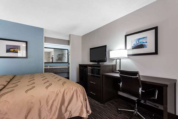  - Quality Inn & Suites Mooresville - I-77, Exit 36