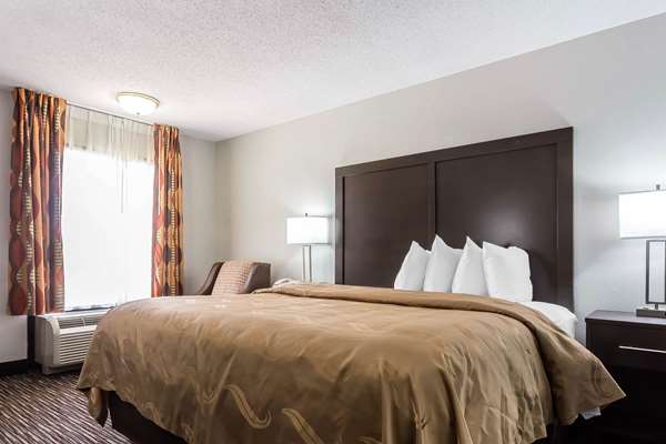  - Quality Inn & Suites Mooresville - I-77, Exit 36