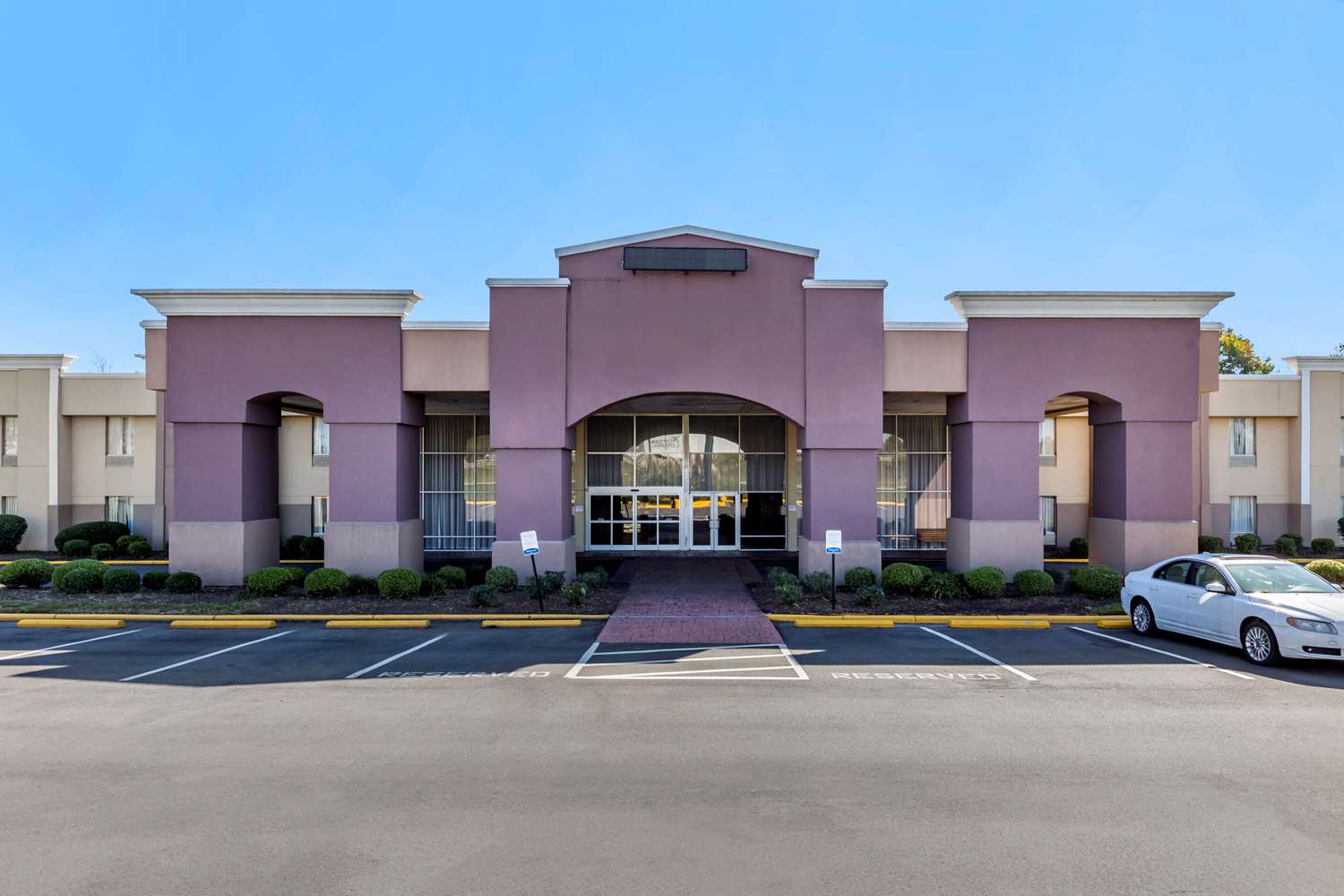 Quality Inn & Suites Airport Greensboro, NC See Discounts