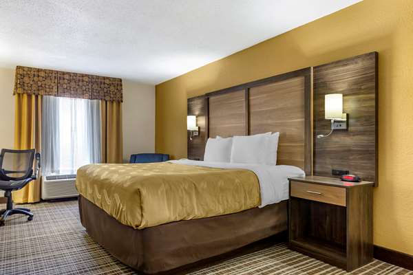  - Quality Inn & Suites Airport Greensboro - I-40, Exit 210