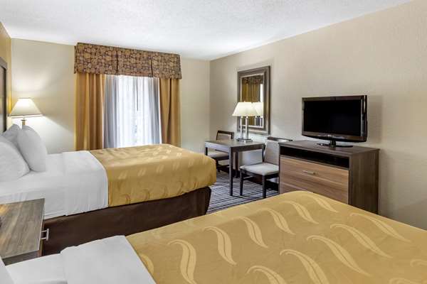  - Quality Inn & Suites Airport Greensboro - I-40, Exit 210